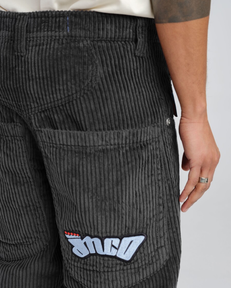 Jnco 169 Low Down. 20". 4 Wale Corduroy. Magnet.