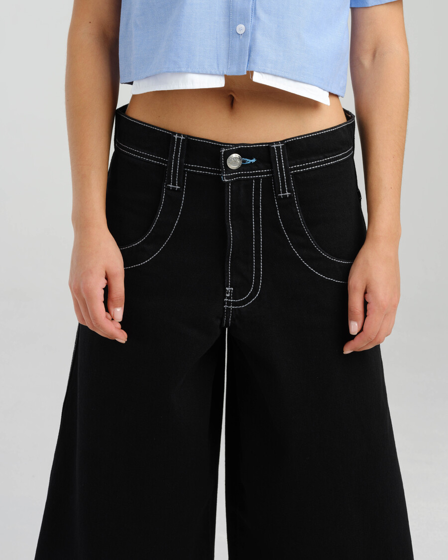 Jnco W1101 Crown Cannon. 26". Jet Black.