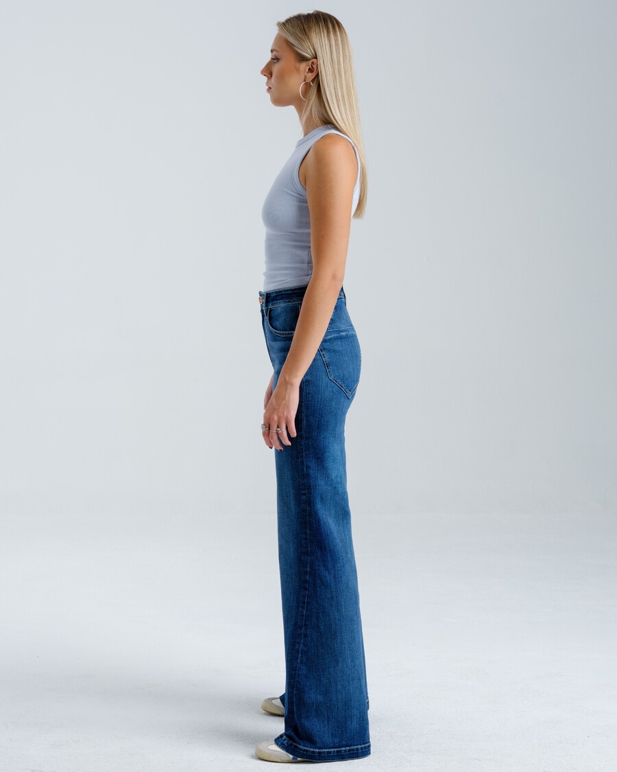 Jnco Vivianite. 28". Hand-Sand Dark Stone.